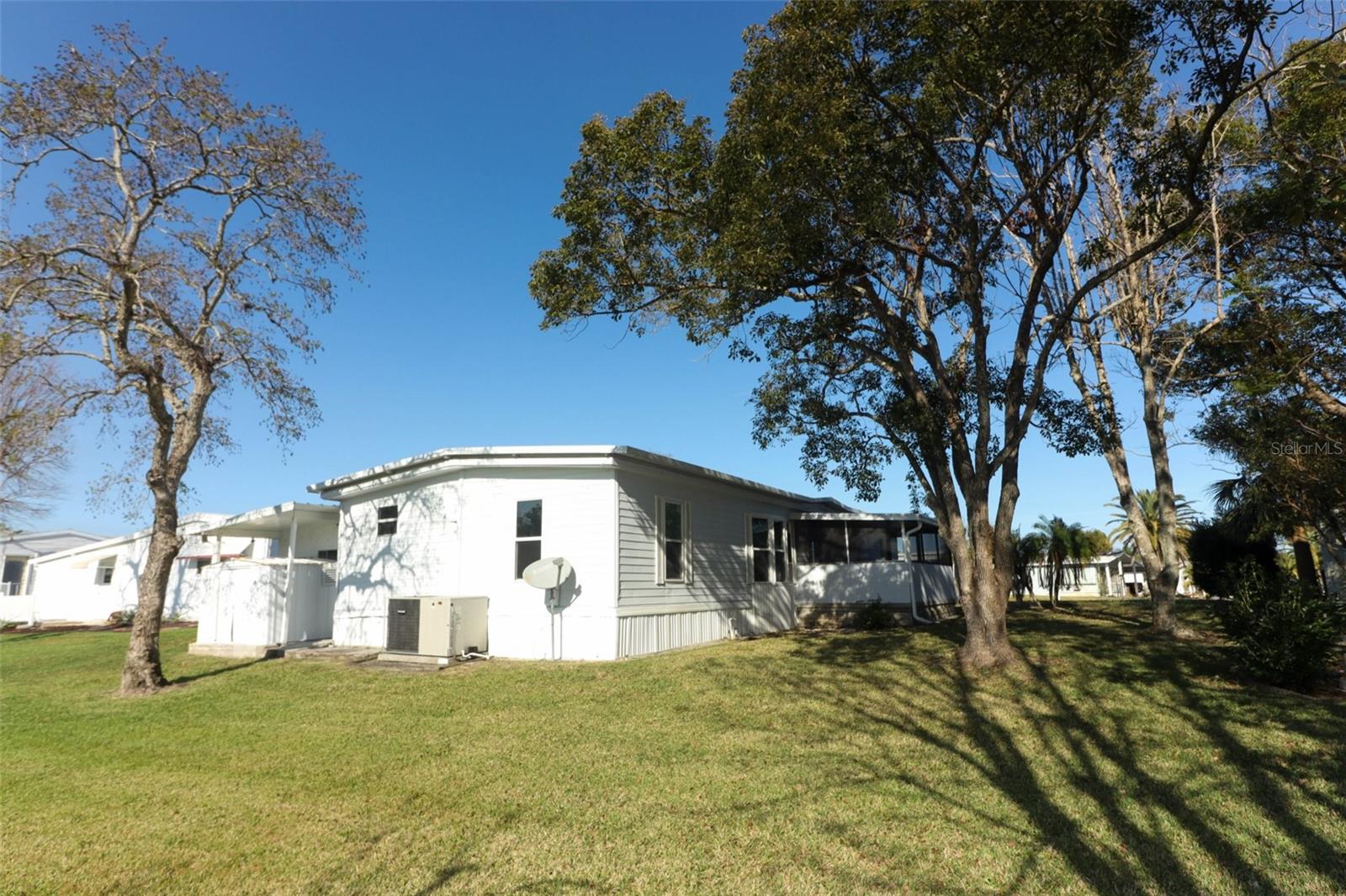 739 INDIAN HILL DRIVE