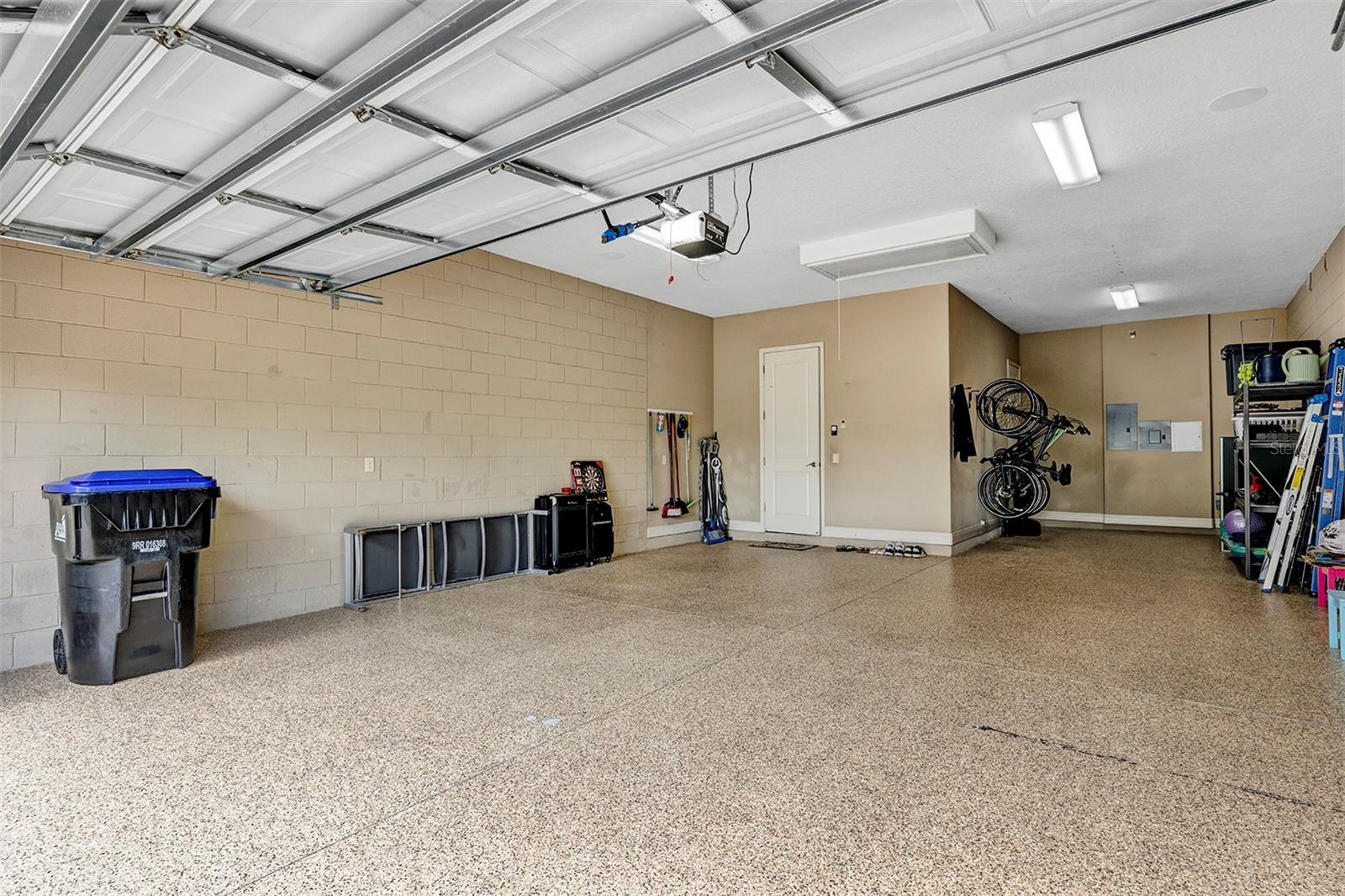 WATERSTONE - Residential