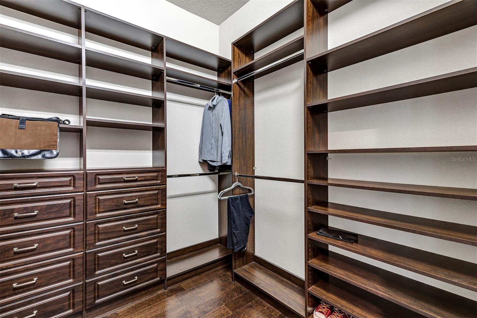 WATERSTONE - Residential