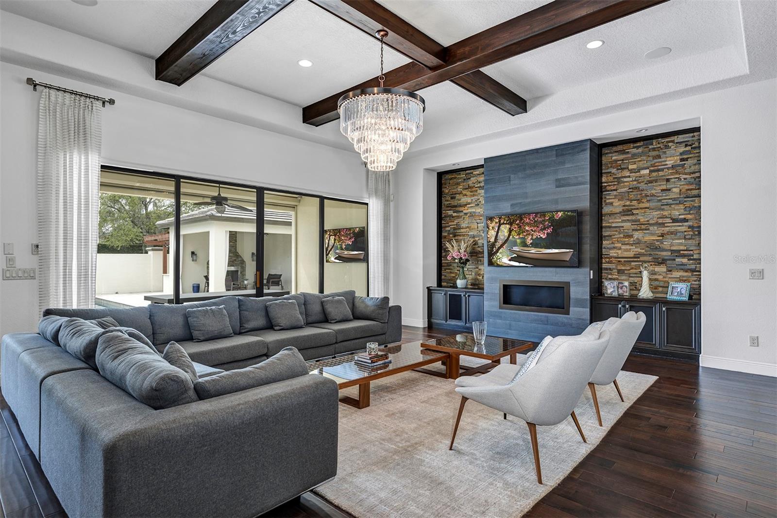 WATERSTONE - Residential