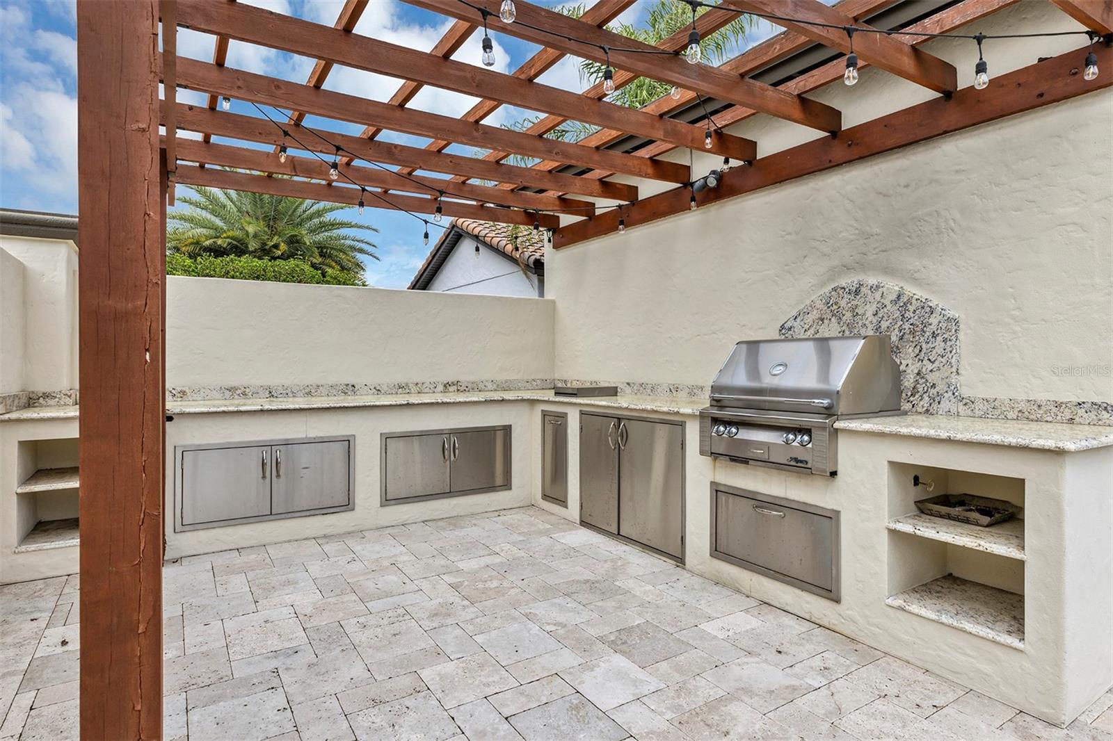 WATERSTONE - Residential