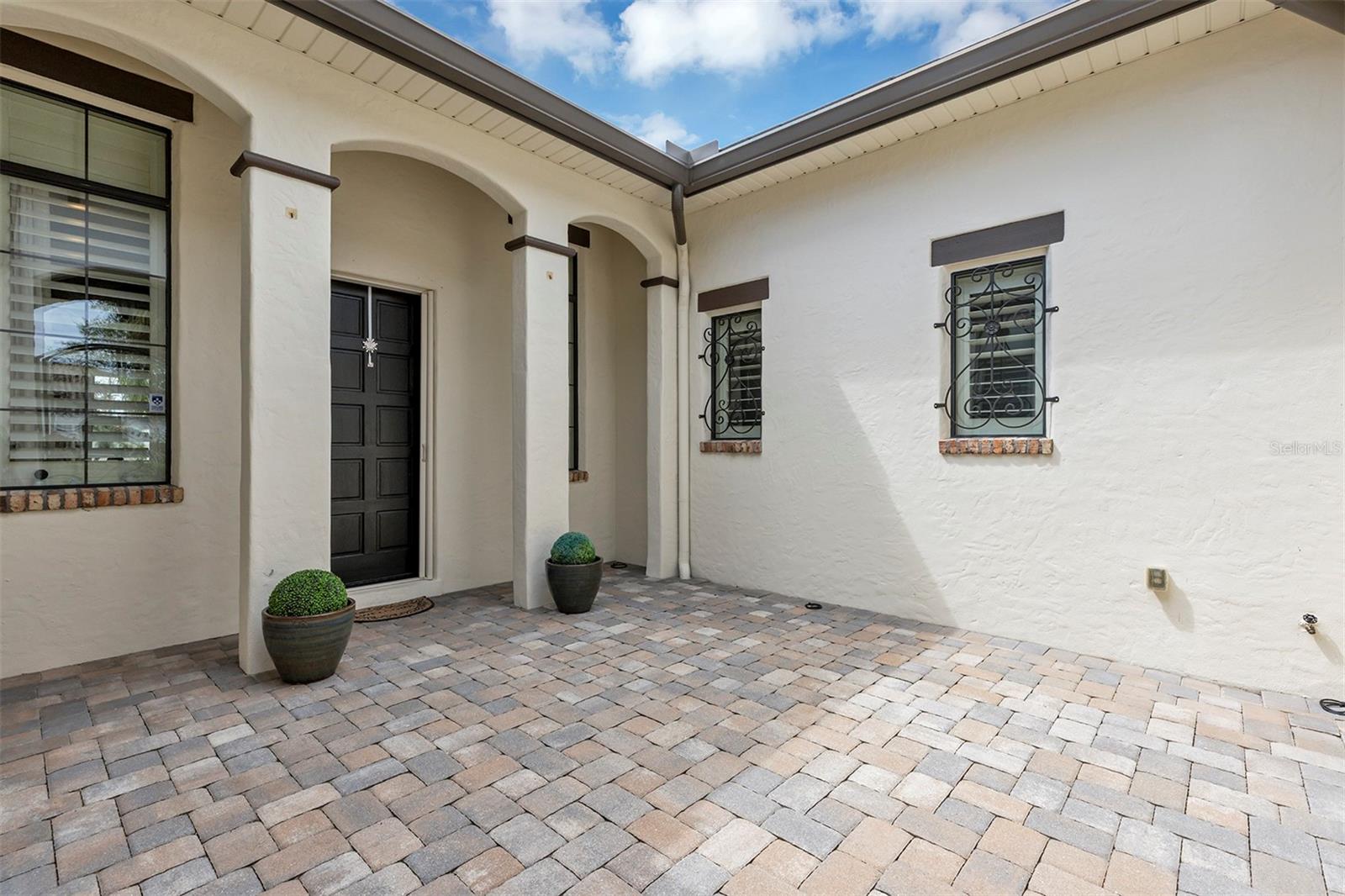 WATERSTONE - Residential