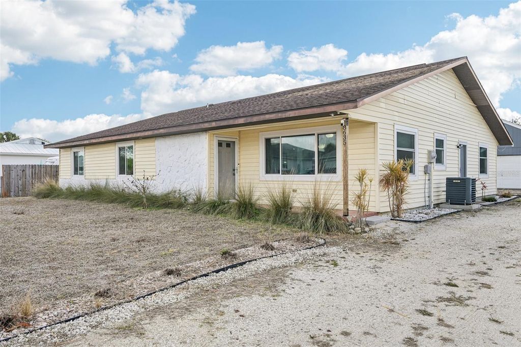 Photo of 8635 Chesebro Avenue, North Port, FL 34287 (MLS # A4682598)