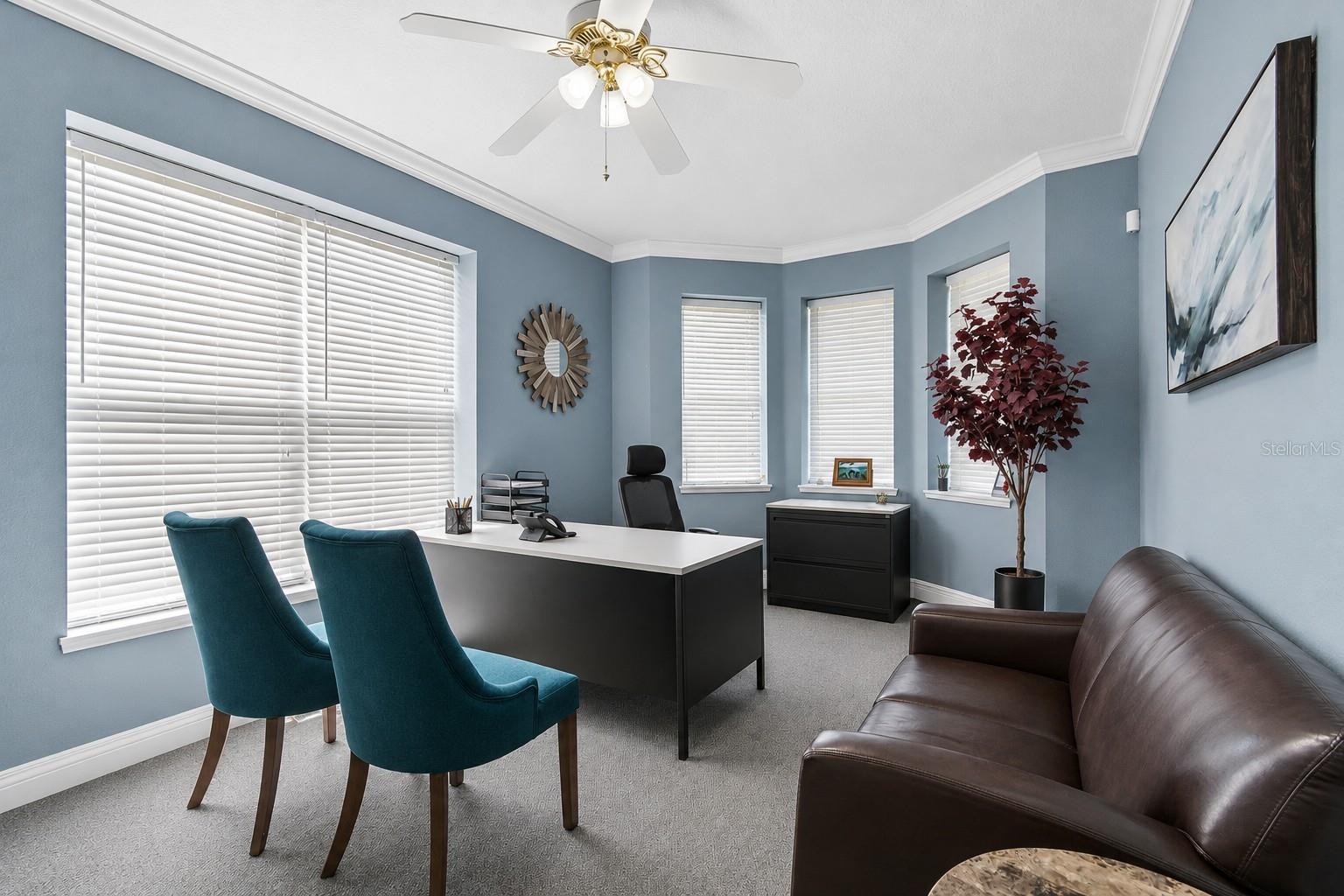 HENDERSONS TAMPA HEIGHTS - Commercial Sale
