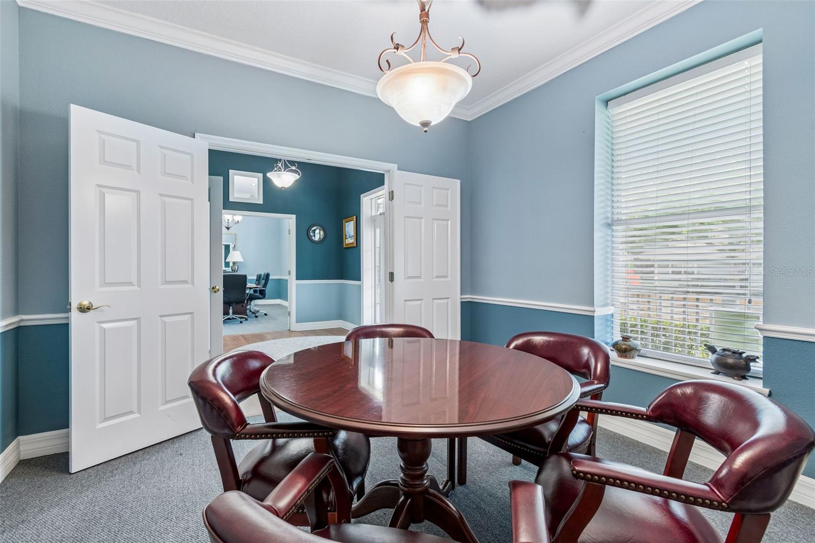 HENDERSONS TAMPA HEIGHTS - Commercial Sale