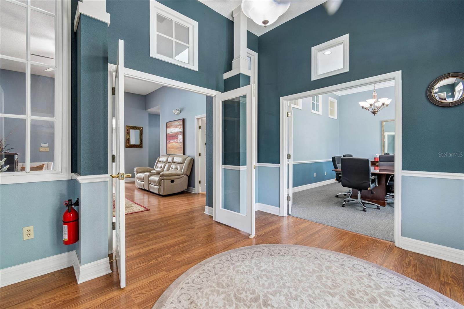 HENDERSONS TAMPA HEIGHTS - Commercial Sale