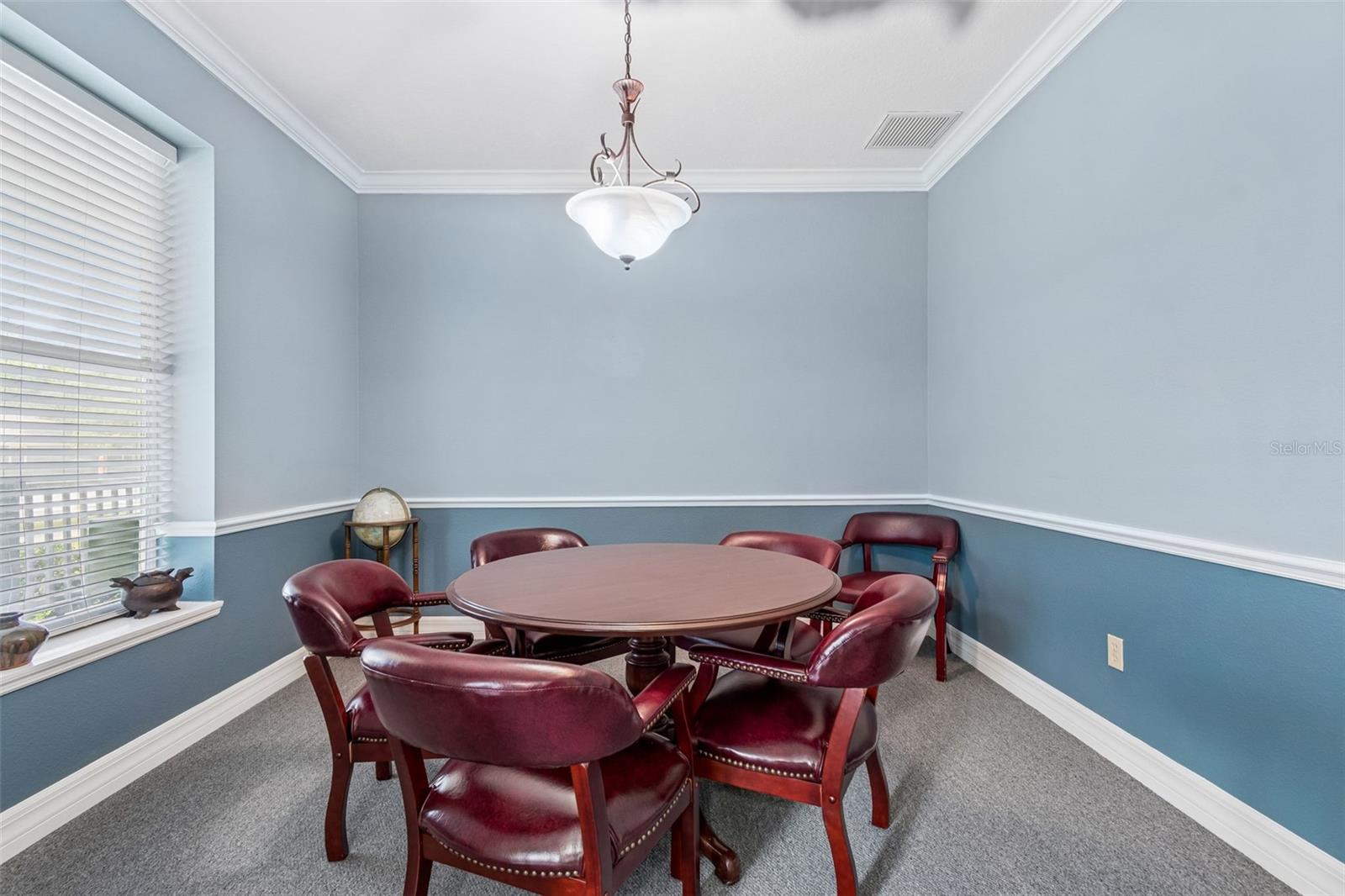 HENDERSONS TAMPA HEIGHTS - Commercial Sale