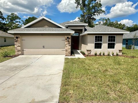 Photo of 4635 NE 32nd Place, Ocala, FL 34470 (MLS # OM713982)