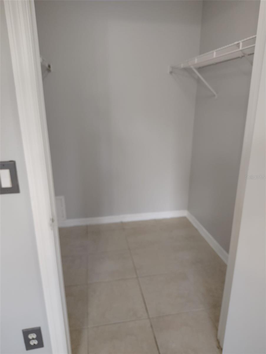 ISLAND COVE VILLAS PH 03 - Residential Lease