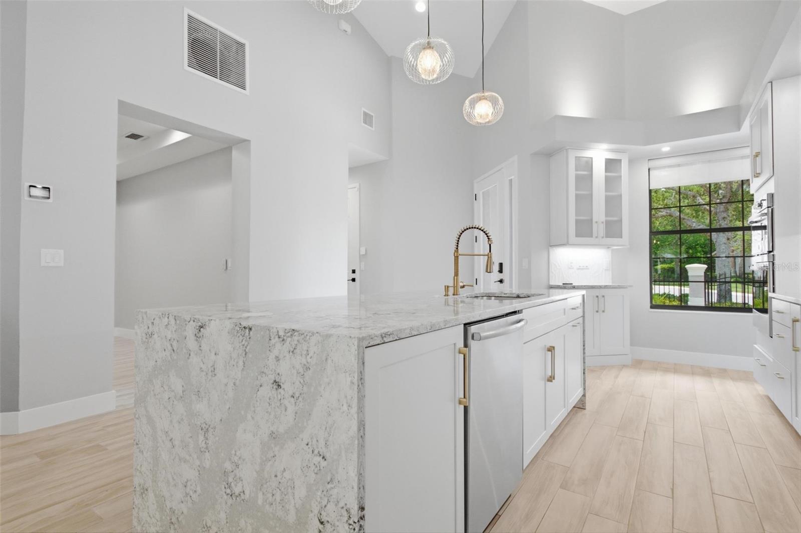 RIVER CLUB/GRAND HAVEN - Residential