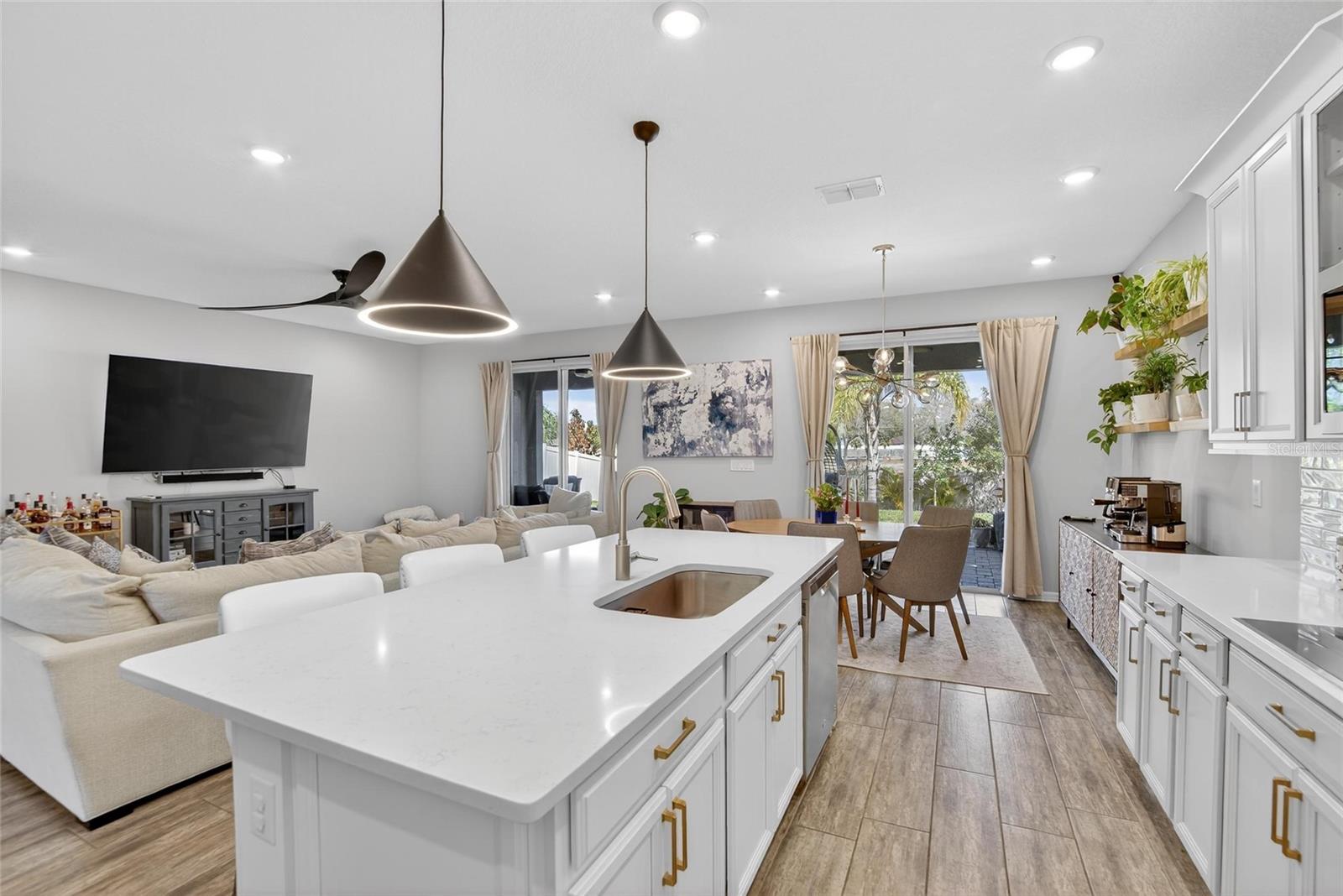 PROVIDENCE RESERVE - Residential