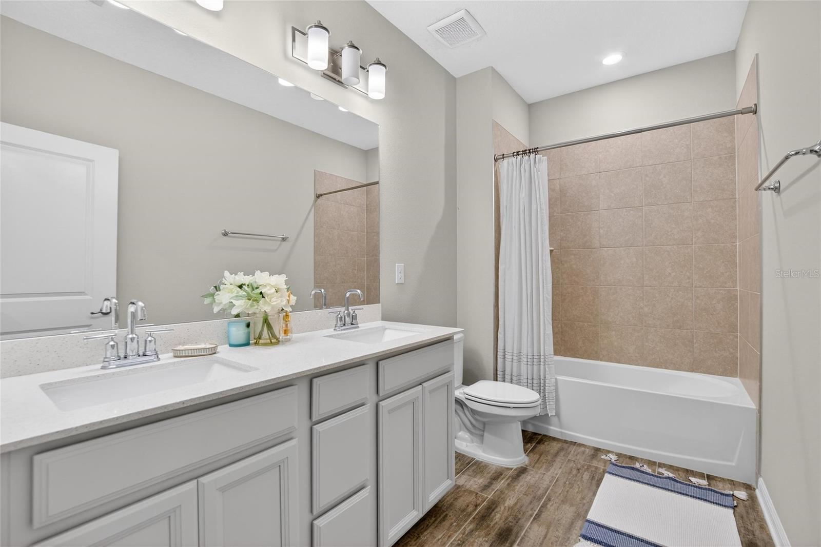 PROVIDENCE RESERVE - Residential