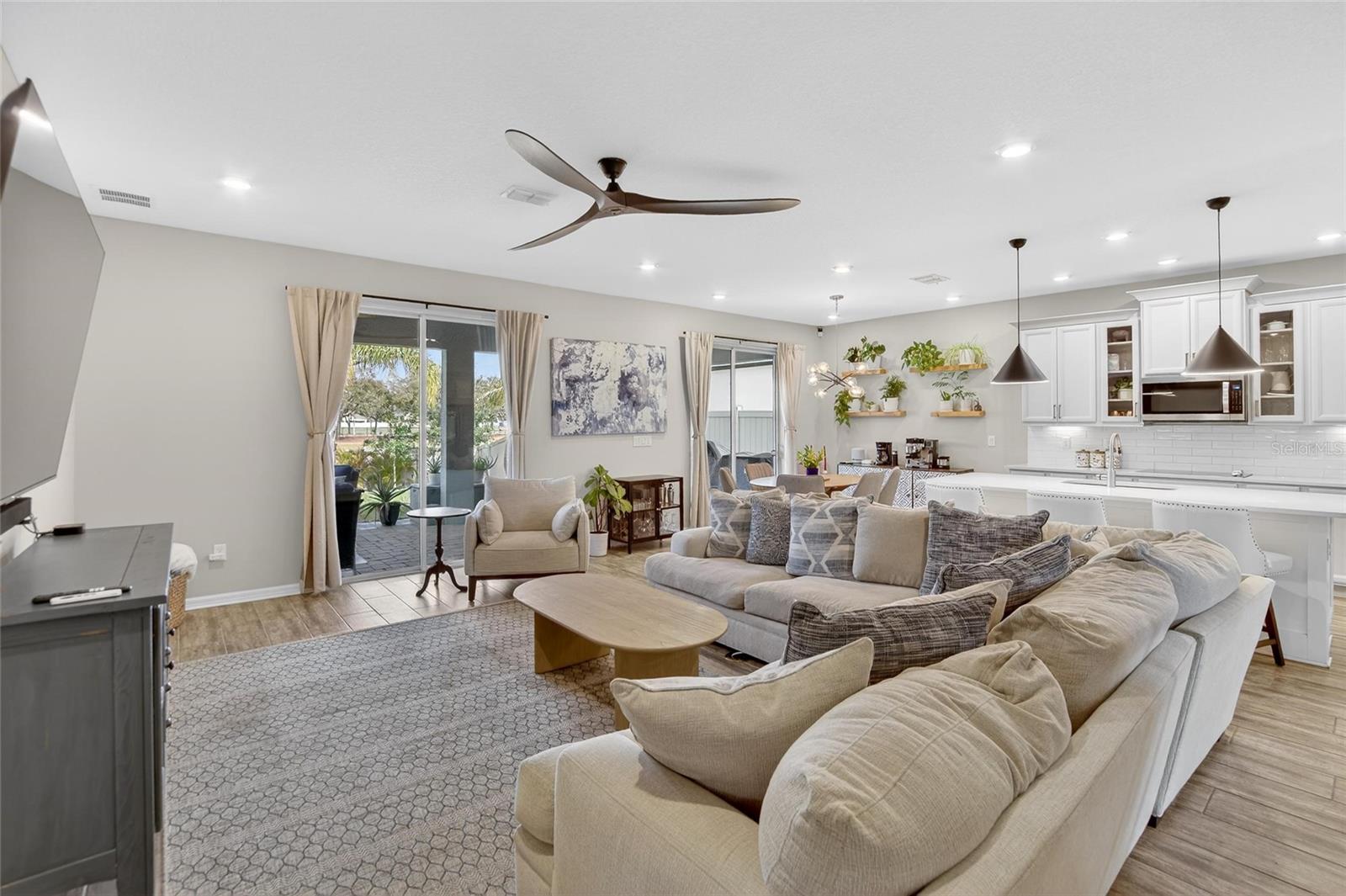 PROVIDENCE RESERVE - Residential