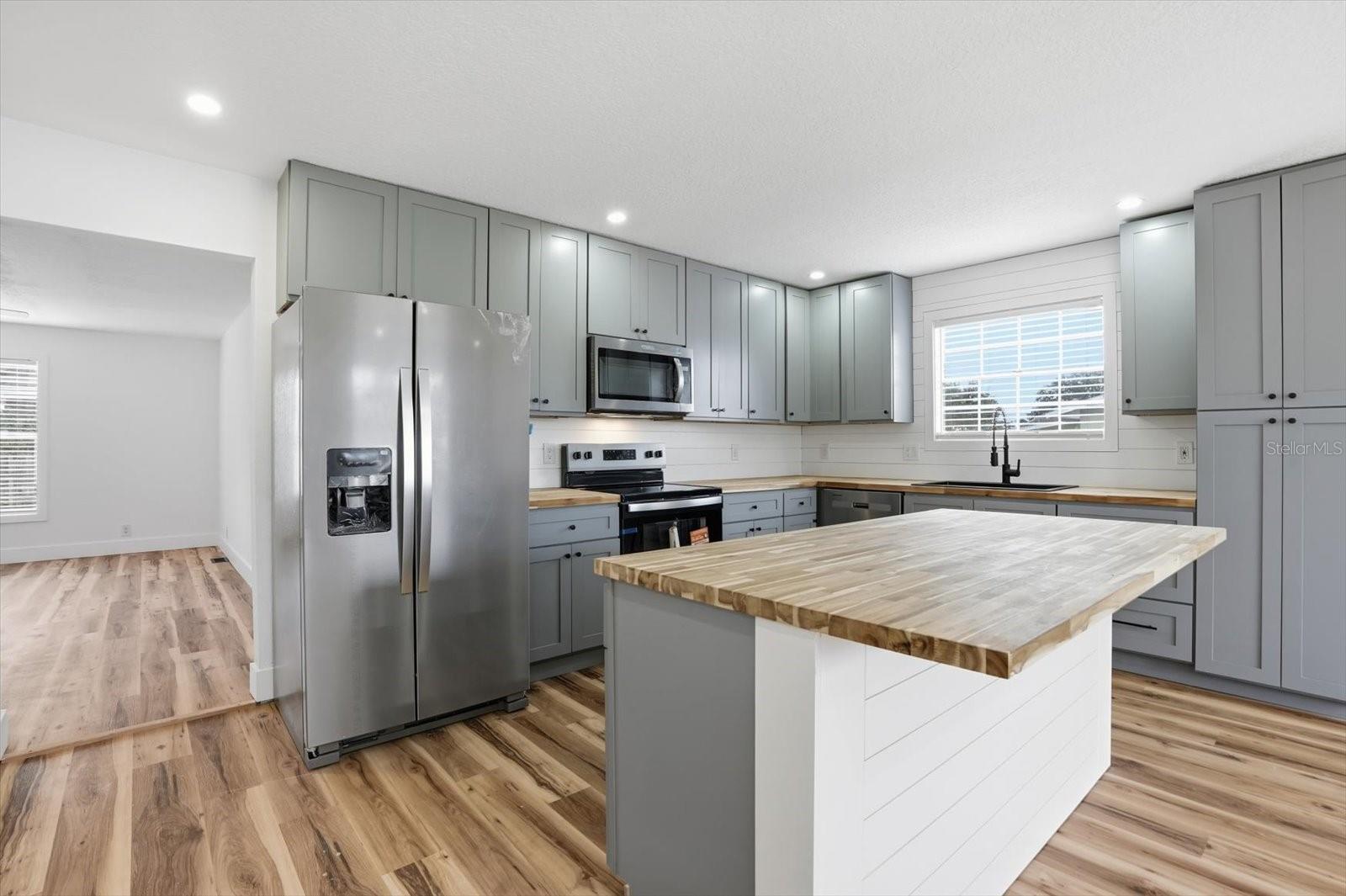 PORT ST JOHN UNIT 03 - Residential