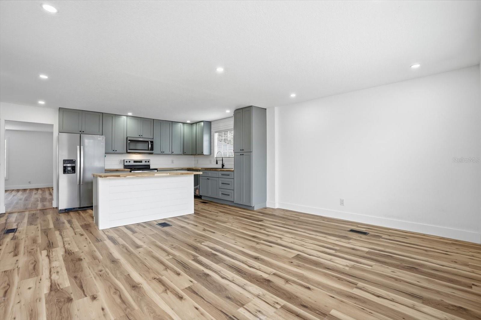 PORT ST JOHN UNIT 03 - Residential