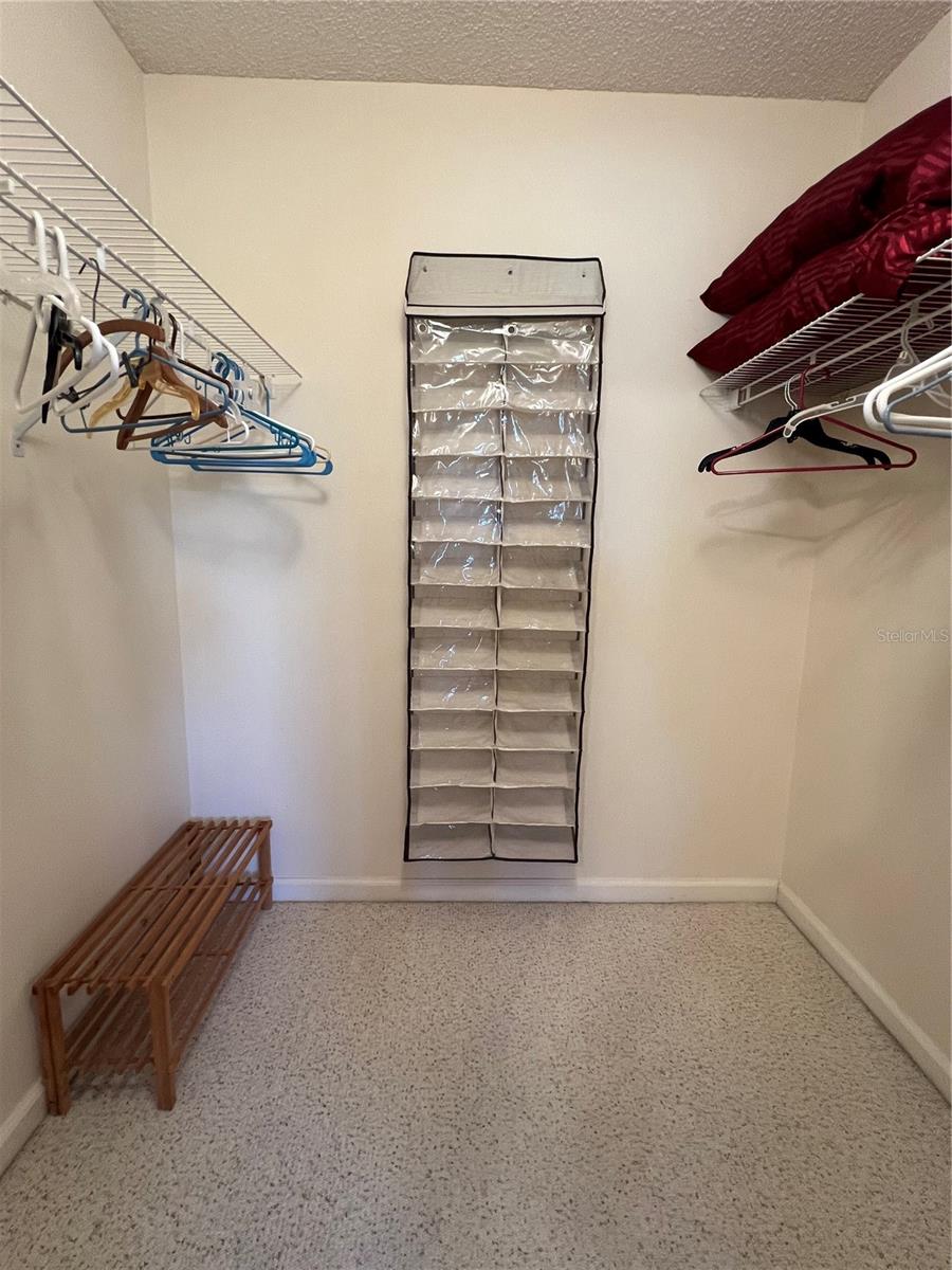 OCALA PALMS UN I - Residential Lease