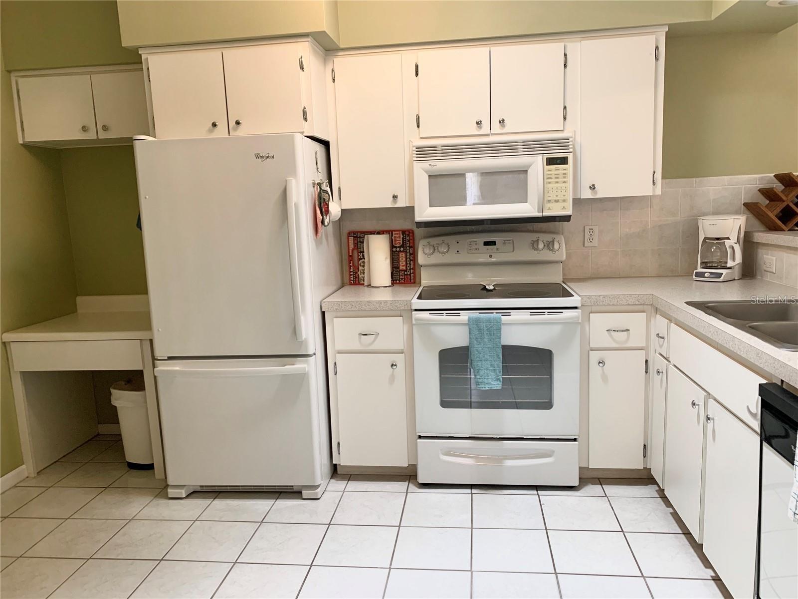 OCALA PALMS UN I - Residential Lease