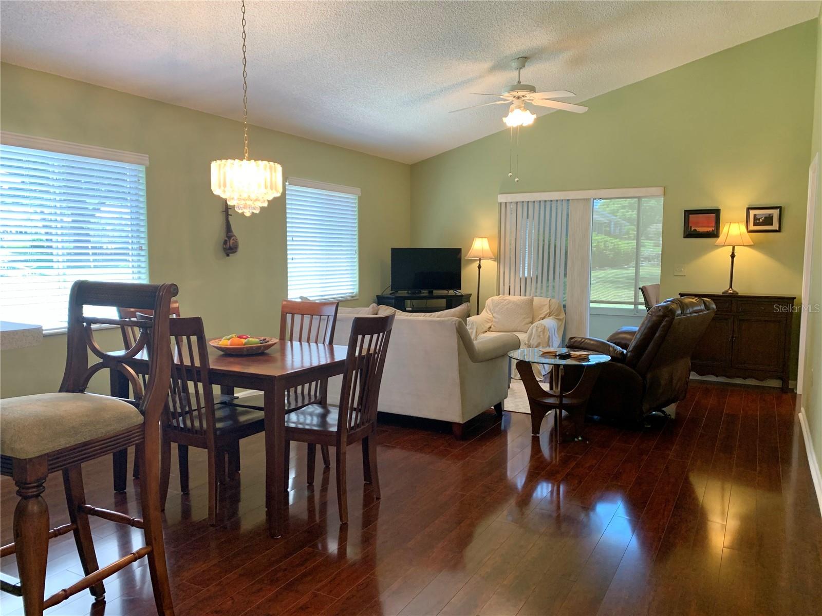 OCALA PALMS UN I - Residential Lease