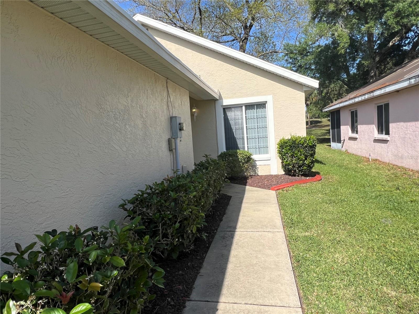 OCALA PALMS UN I - Residential Lease