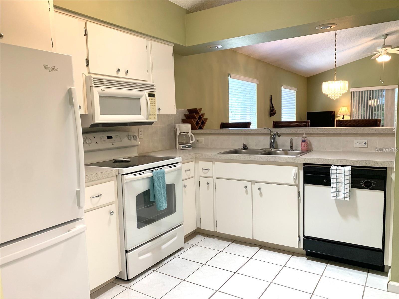 OCALA PALMS UN I - Residential Lease