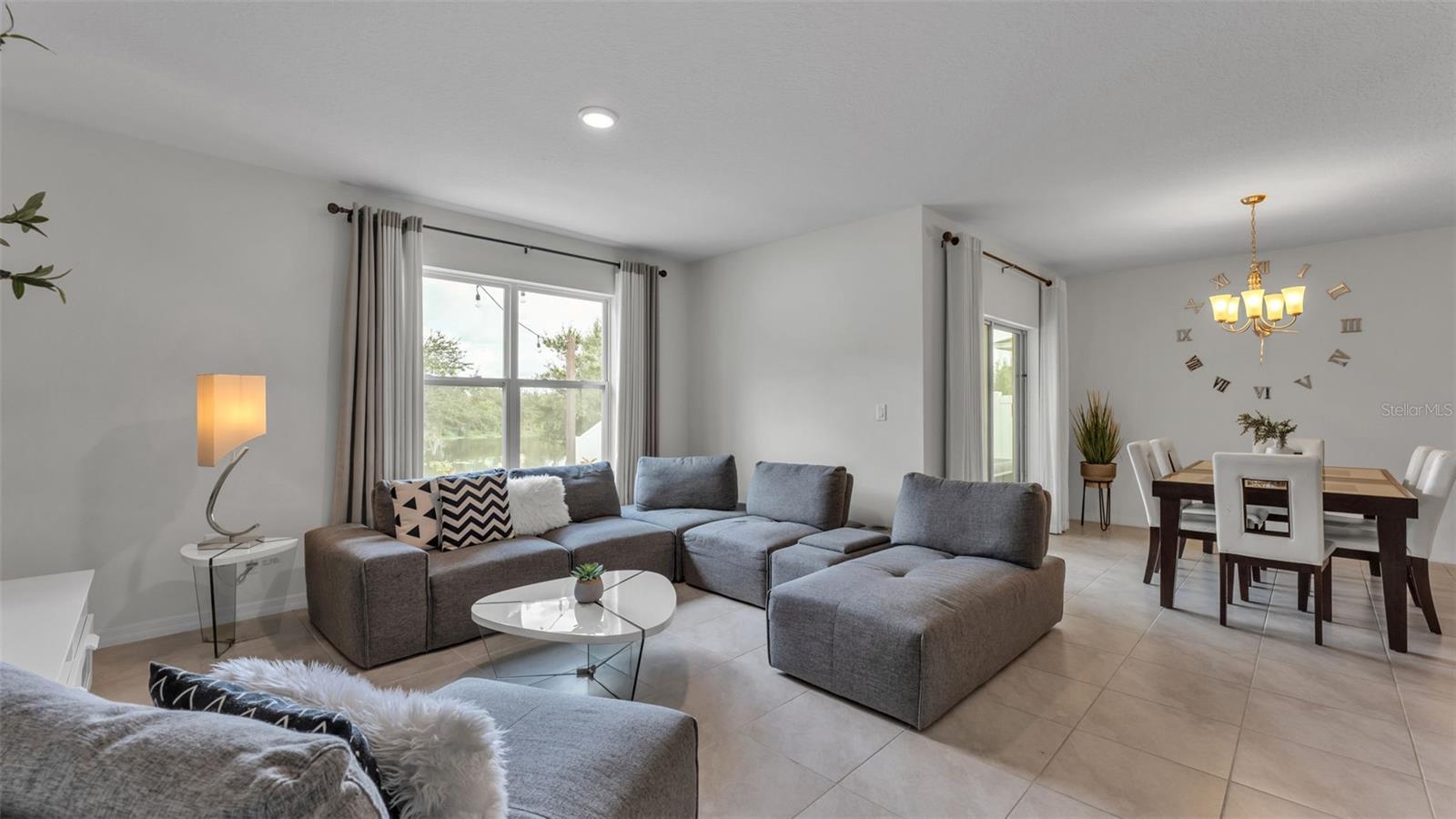 BRIDGEPORT LAKES PH 1 - Residential