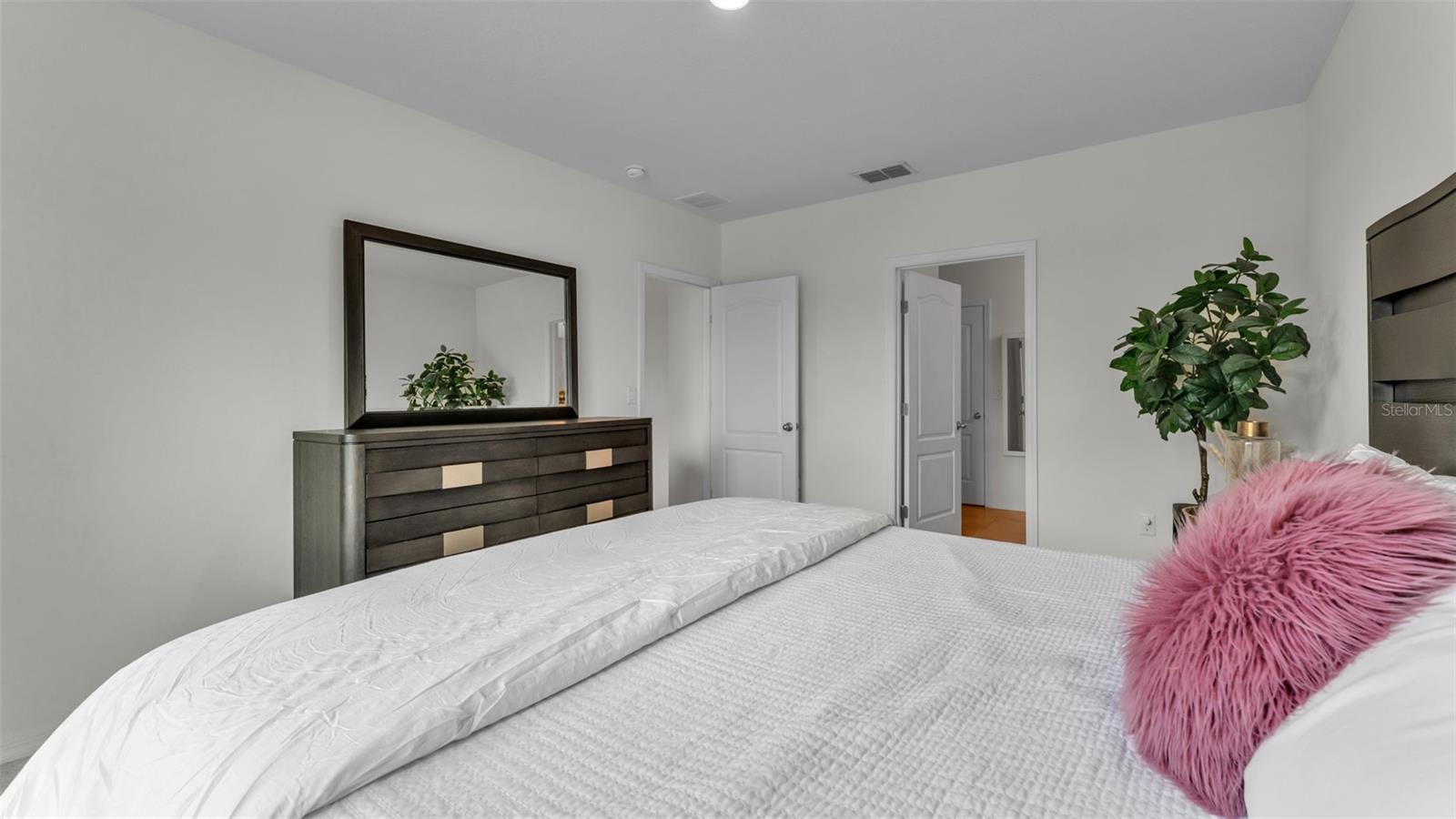 BRIDGEPORT LAKES PH 1 - Residential