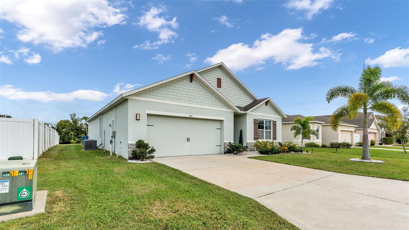 BRIDGEPORT LAKES PH 1 - Residential