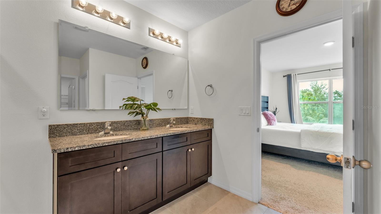 BRIDGEPORT LAKES PH 1 - Residential