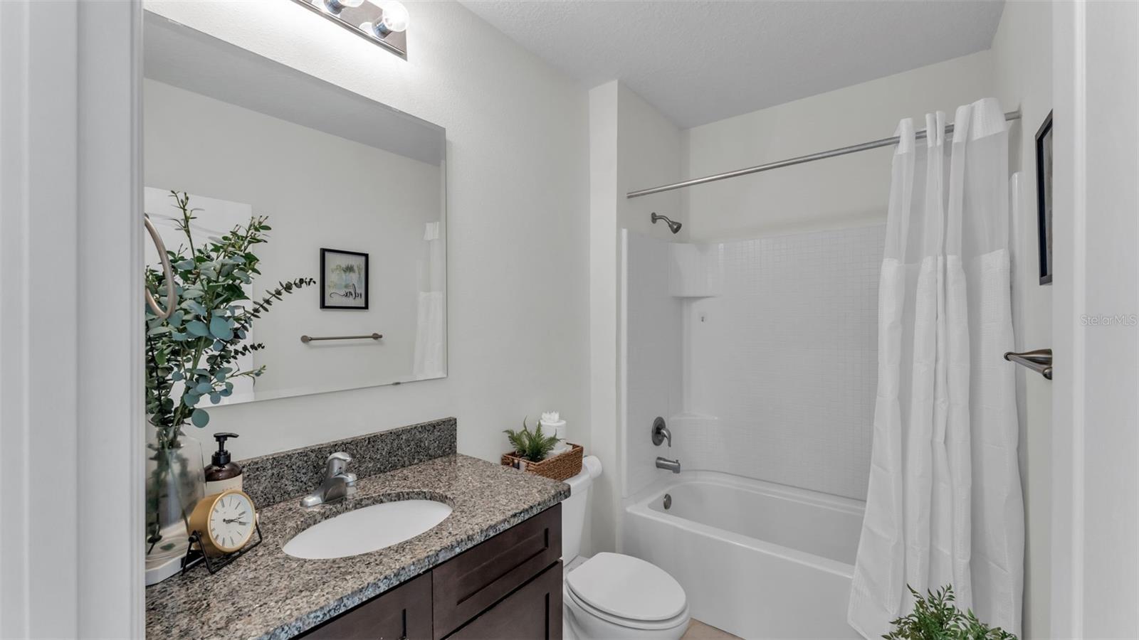 BRIDGEPORT LAKES PH 1 - Residential