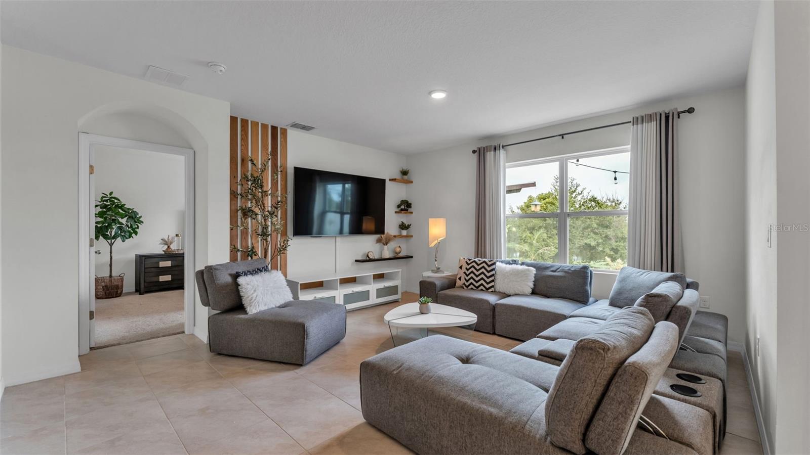 BRIDGEPORT LAKES PH 1 - Residential