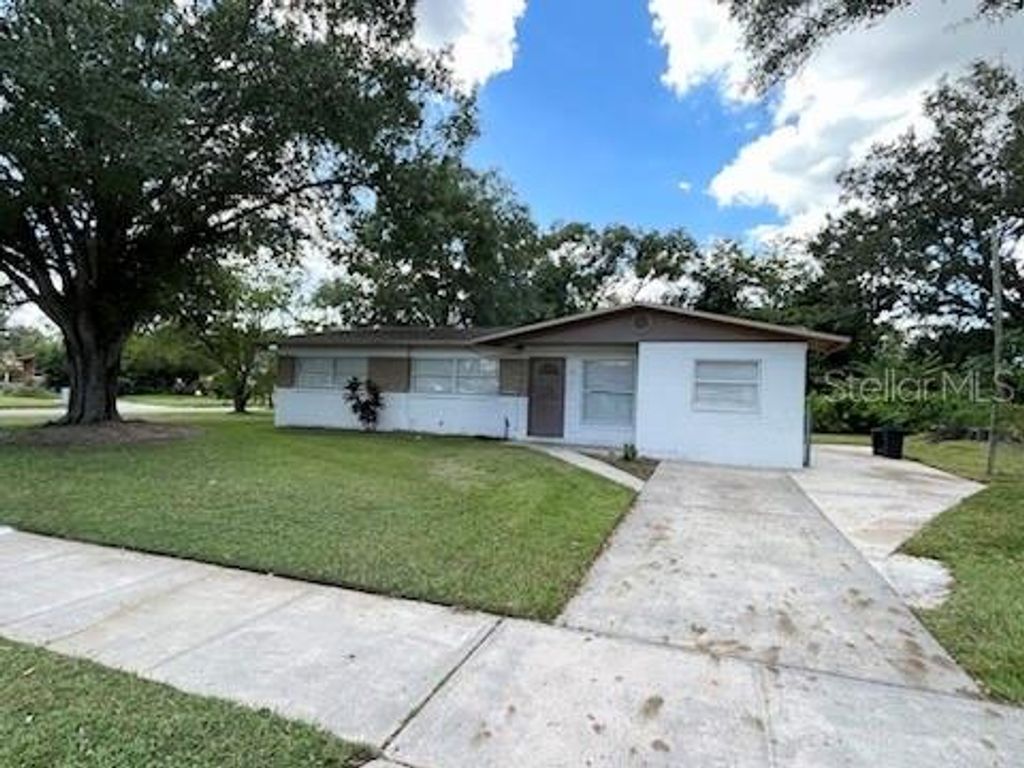 Photo of 76 Judith Lane, Orlando, FL 32811 (MLS # TB8439258)