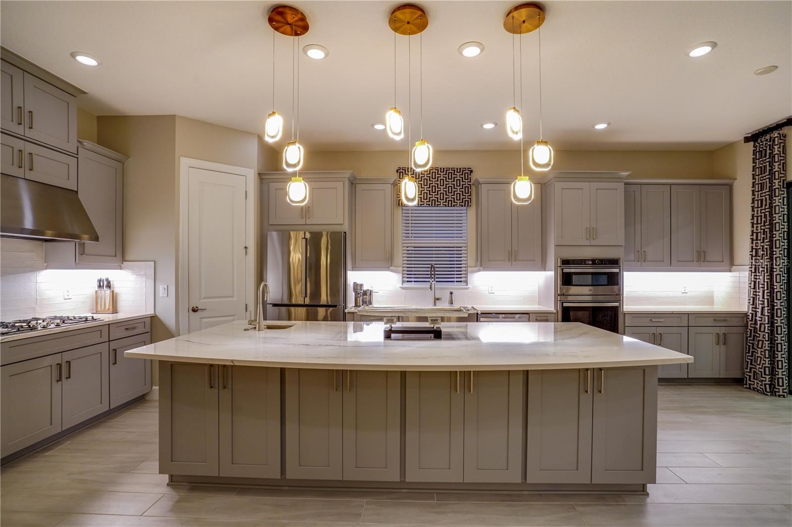 ESPLANADE NORTH AT ARTISAN LAKES SUBPH I - Residential