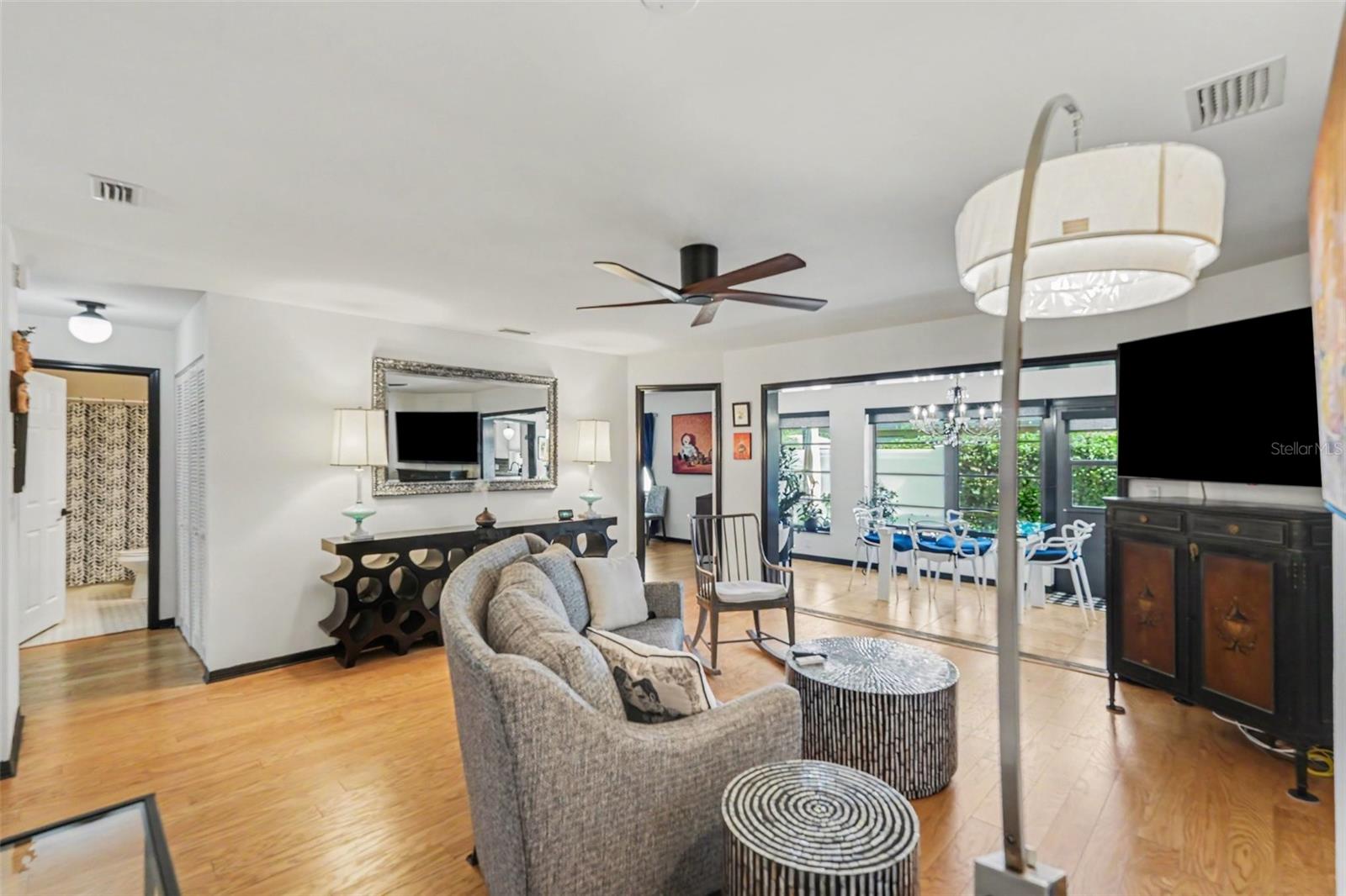 1811 BRETH COURT