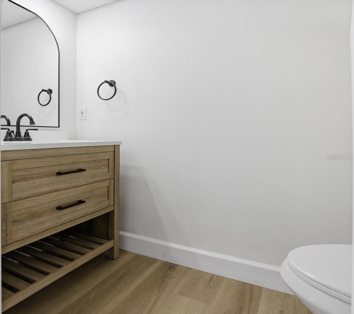 THATCHERS LANDING CONDO 03 - Residential