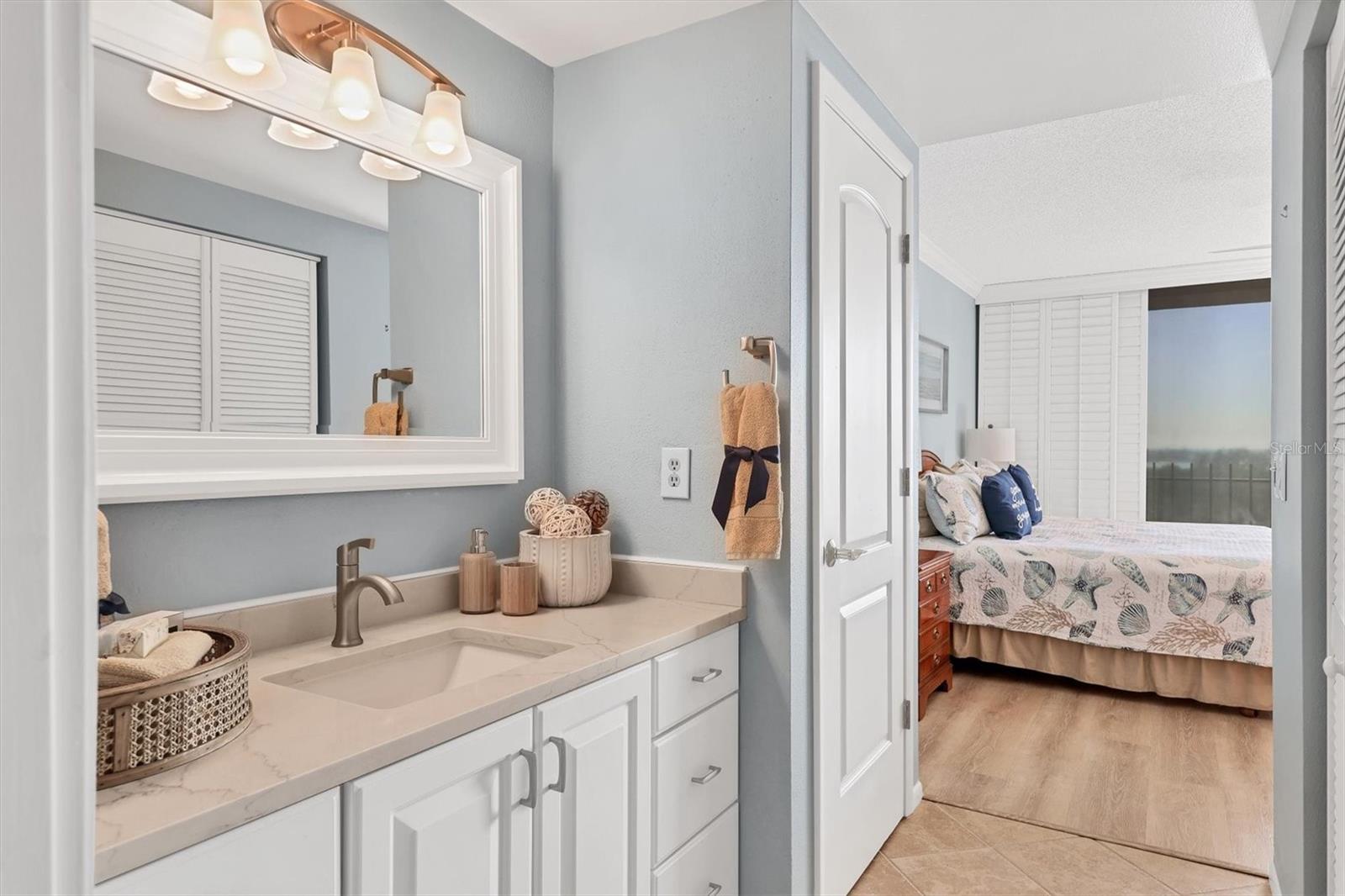 LIDO BEACH CLUB - Residential