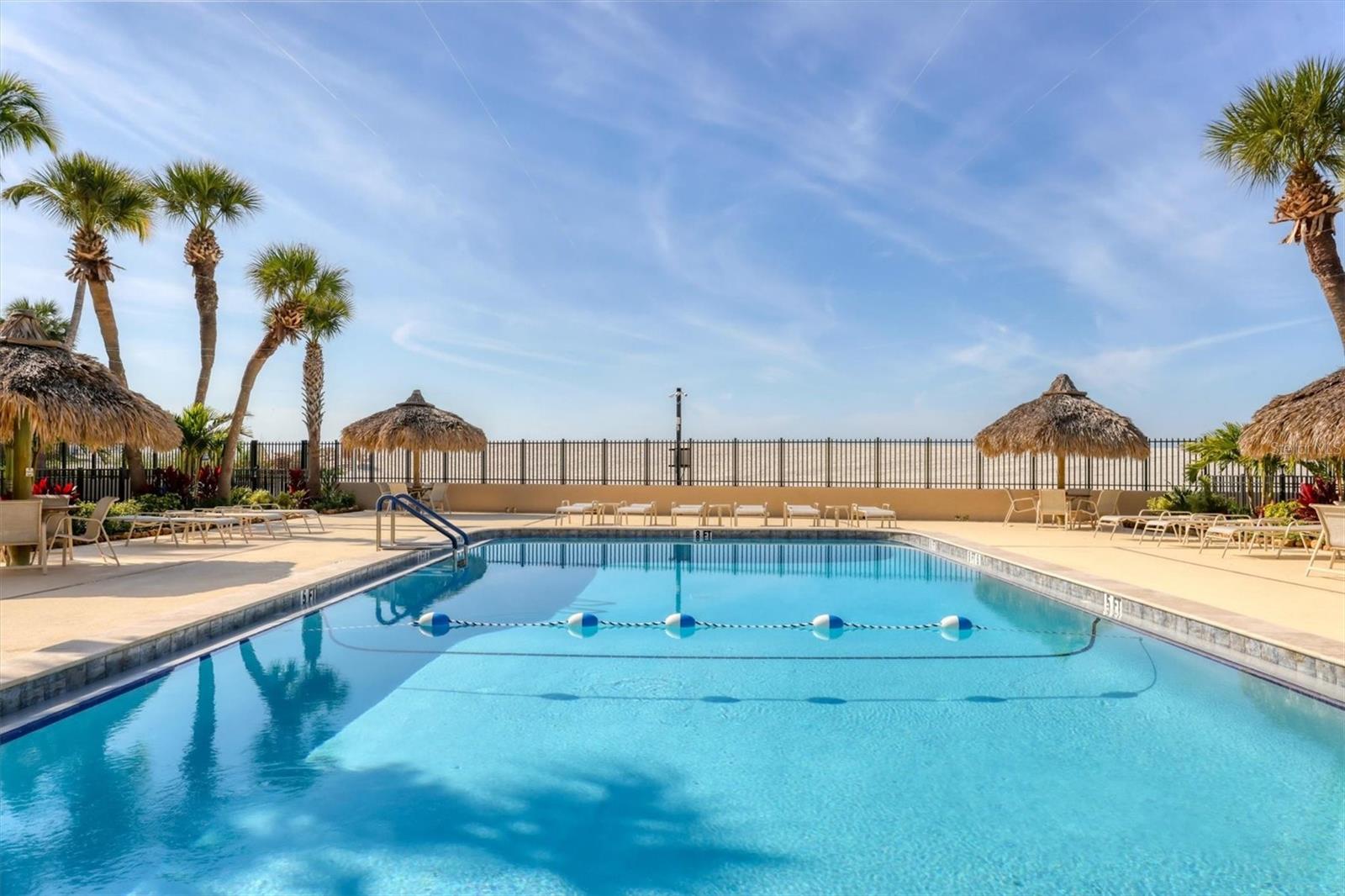 LIDO BEACH CLUB - Residential