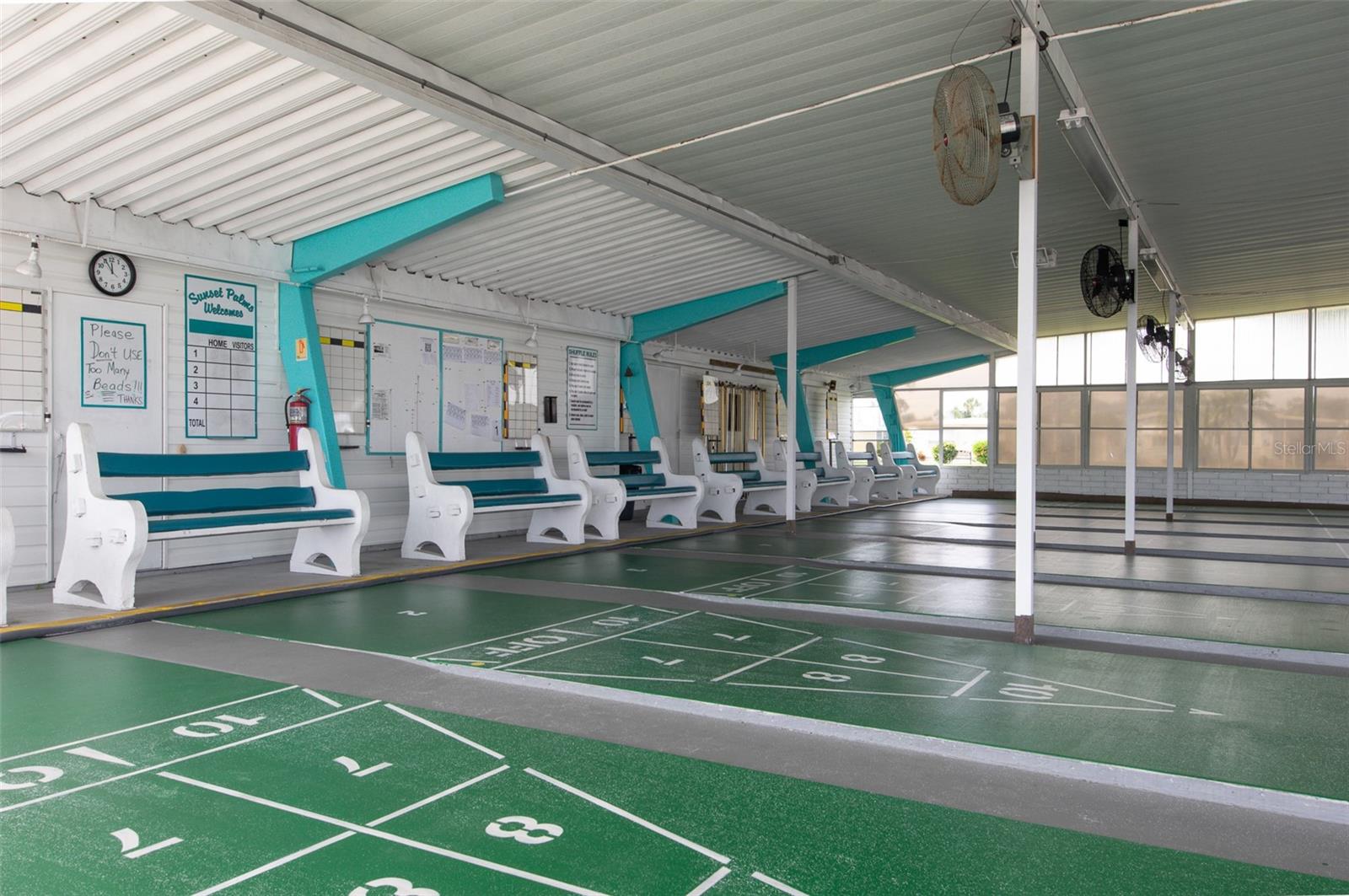 SUNSET PALMS UNREC - Residential