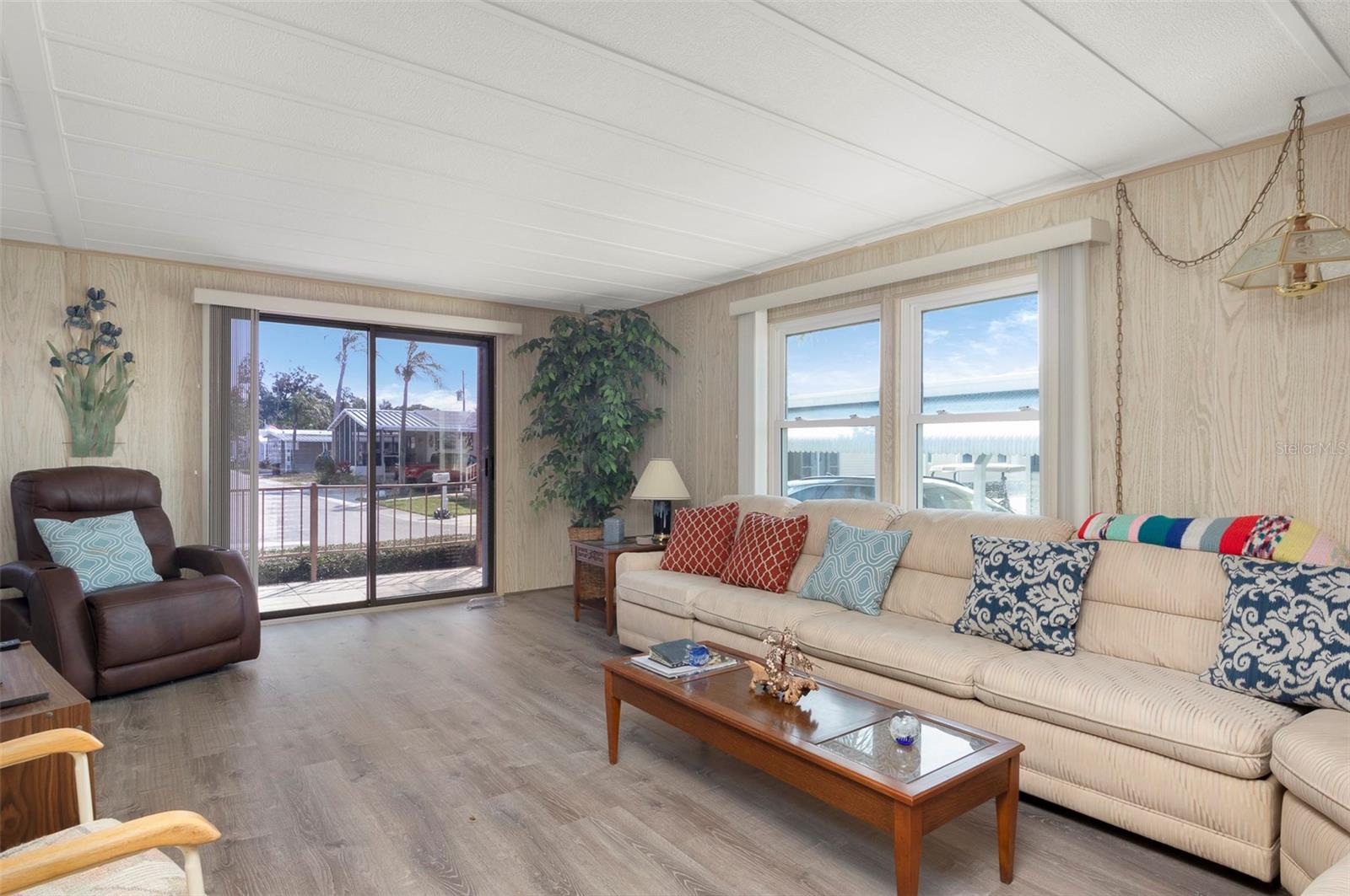 SUNSET PALMS UNREC - Residential