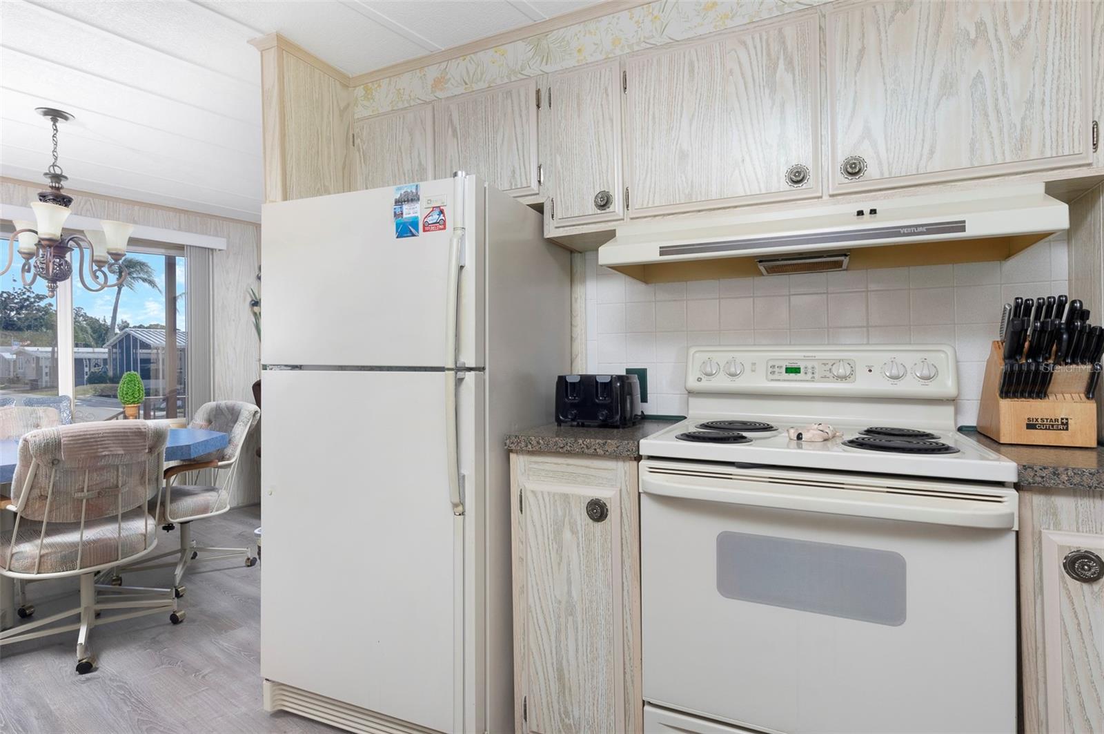 SUNSET PALMS UNREC - Residential