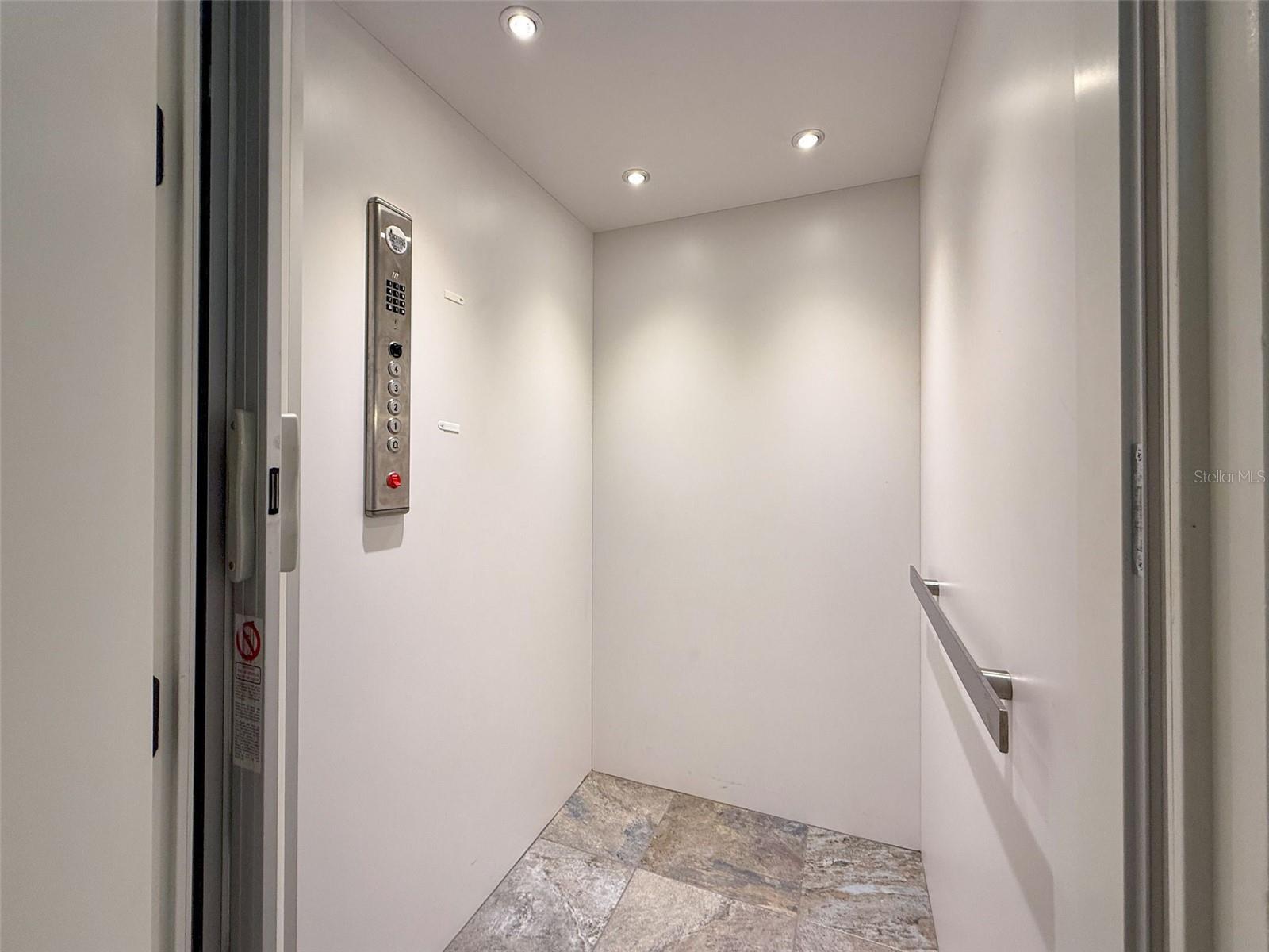 WATERSIDE INDIAN SHORES - Residential