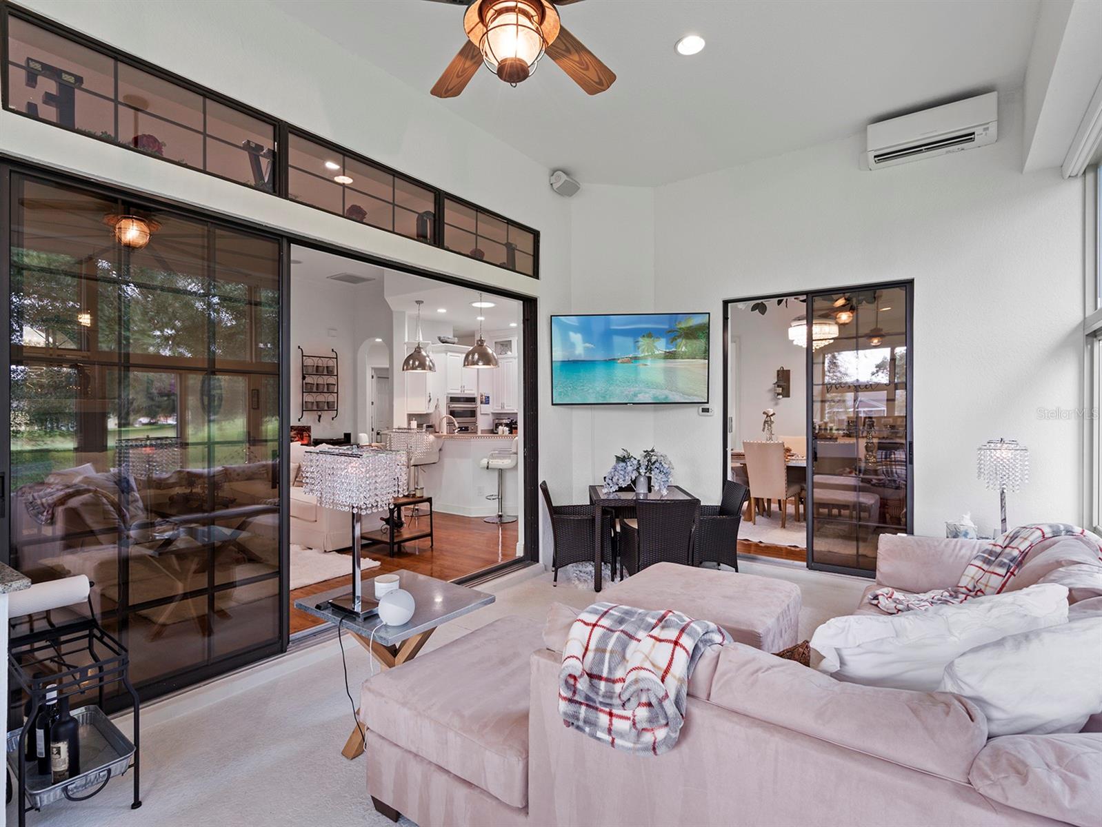 HARBOR HILLS UNIT 01 - Residential