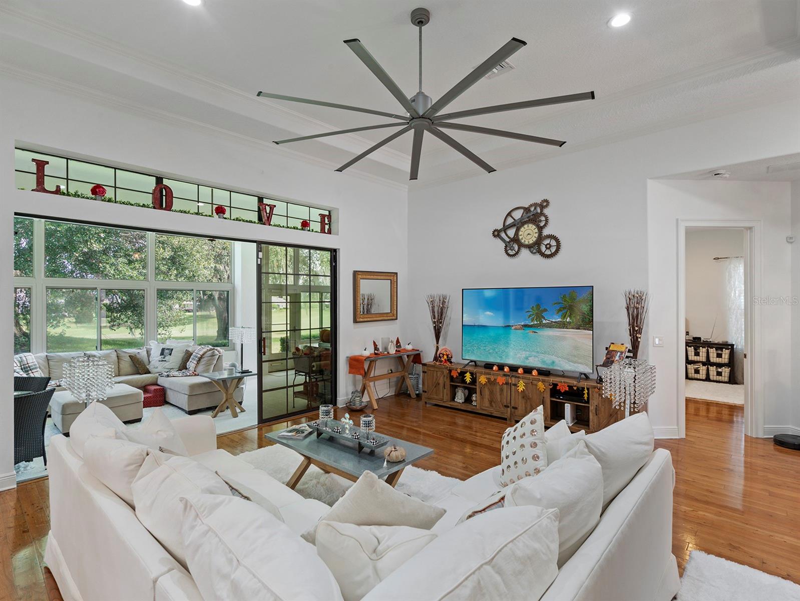 HARBOR HILLS UNIT 01 - Residential