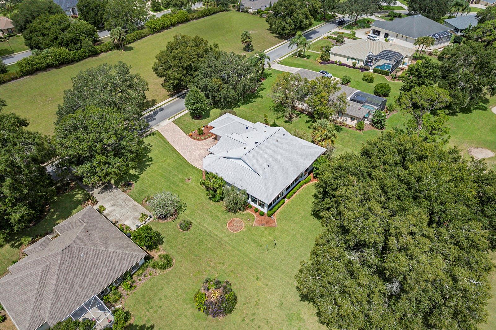 HARBOR HILLS UNIT 01 - Residential