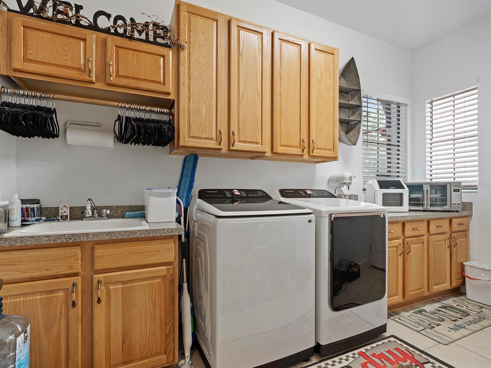 HARBOR HILLS UNIT 01 - Residential