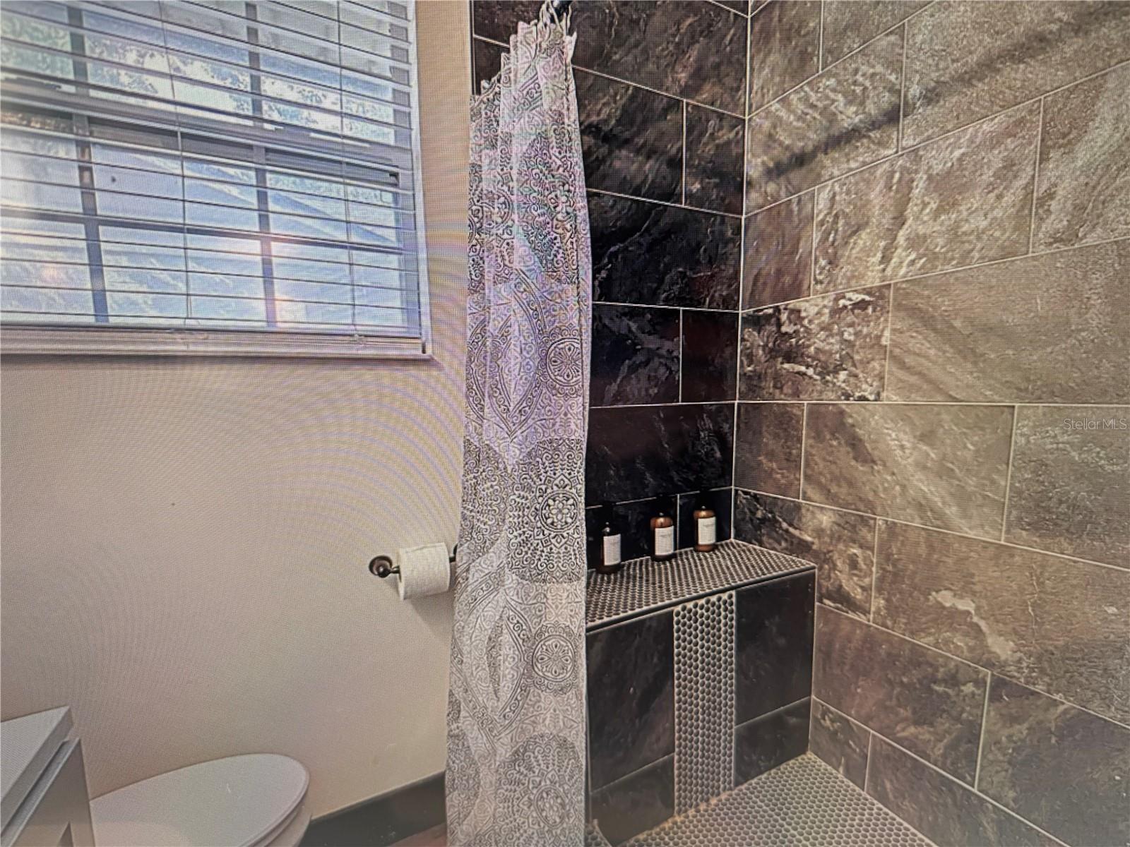 NORTH SHORE S/D - Residential