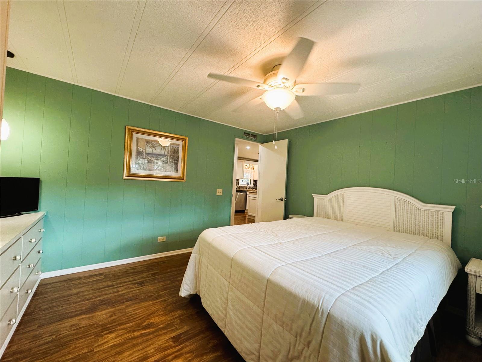 HAWTHORNE AT LEESBURG A COOP - Residential