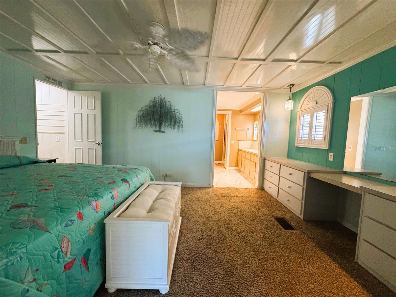 HAWTHORNE AT LEESBURG A COOP - Residential