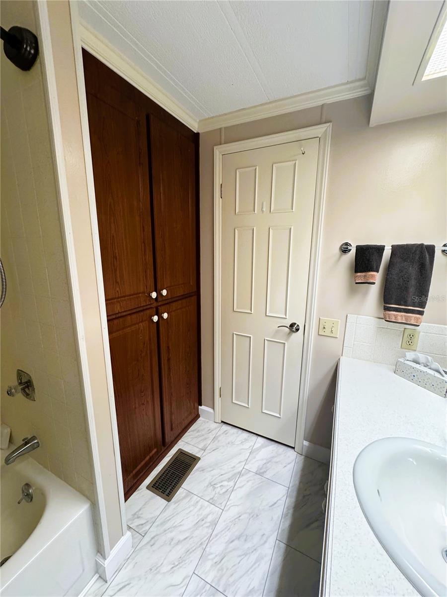 HAWTHORNE AT LEESBURG A COOP - Residential