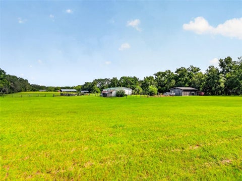 Tiny photo for 12040 SE 94th Court, Belleview, FL 34420 (MLS # G5118006)