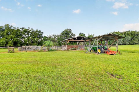 Tiny photo for 12040 SE 94th Court, Belleview, FL 34420 (MLS # G5118006)